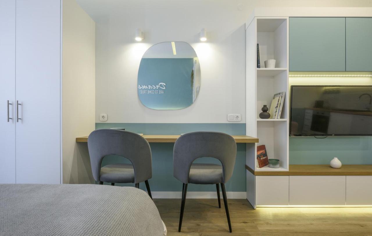 Τhe Half Root Suite In The Heart Of City Center Tesalonika Bagian luar foto