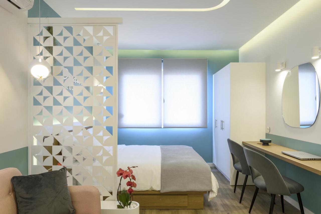 Τhe Half Root Suite In The Heart Of City Center Tesalonika Bagian luar foto