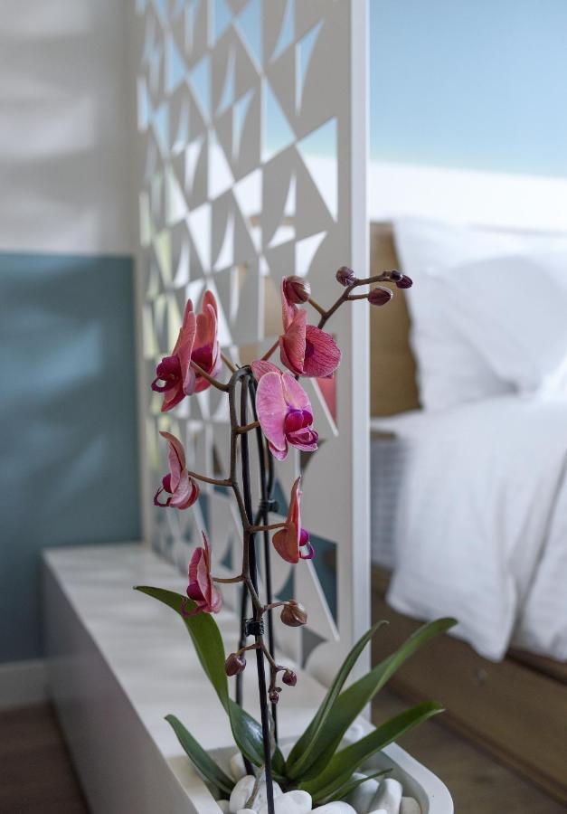 Τhe Half Root Suite In The Heart Of City Center Tesalonika Bagian luar foto